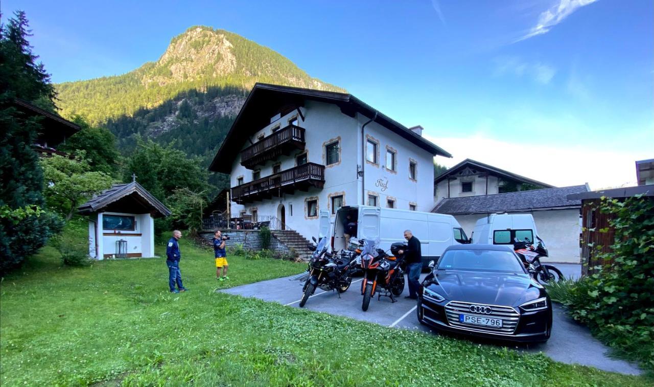 Haus Fiegl Hotel Oetz Exterior photo